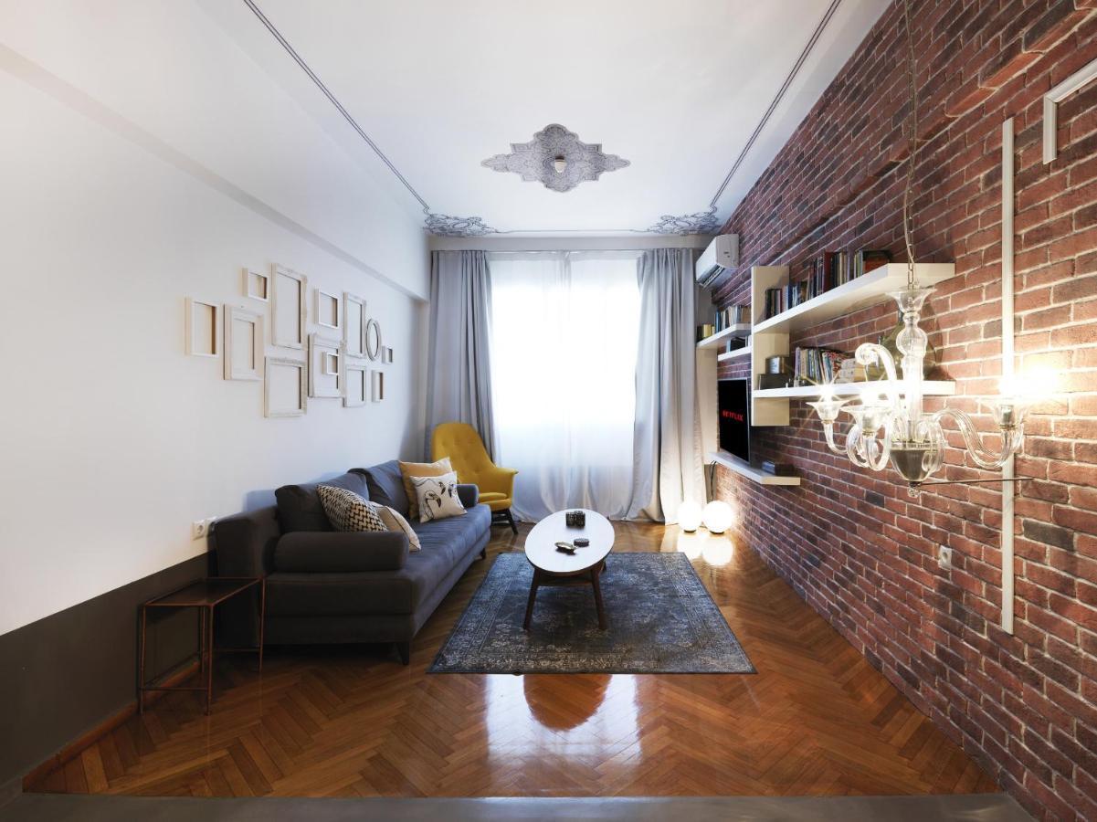 Athenian Apartment In The Center With Jacuzzi Extérieur photo